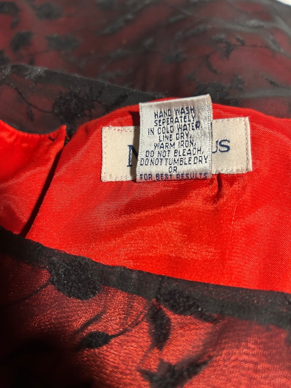 Michael Kors- MK Plus Pullover Blouse - Picture 4 of 5